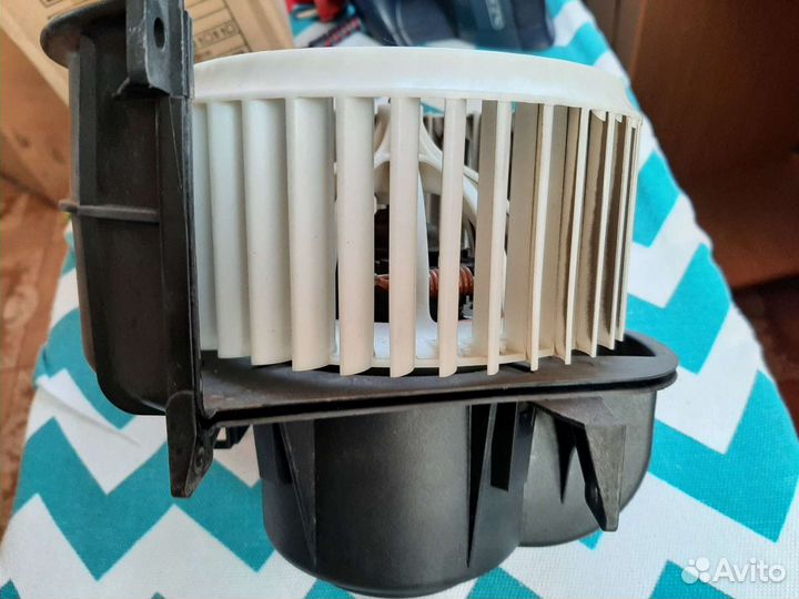 Мотор отопителя WW Amarok