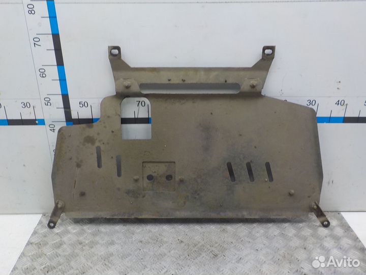 Б/У Защита двигателя Toyota Auris 2006- 5144102220