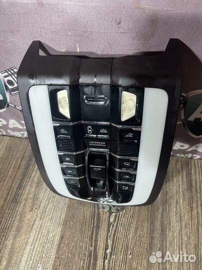 Porsche cayenne 958 плафон освещения