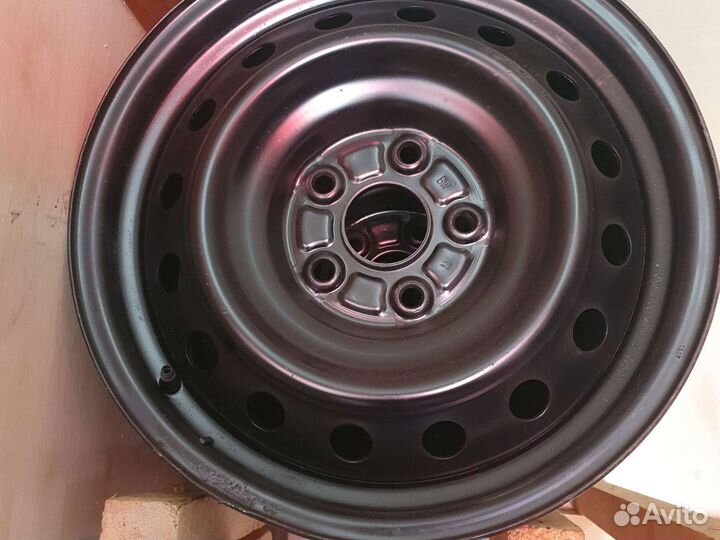 Диски r16 5x114.3 штампованные