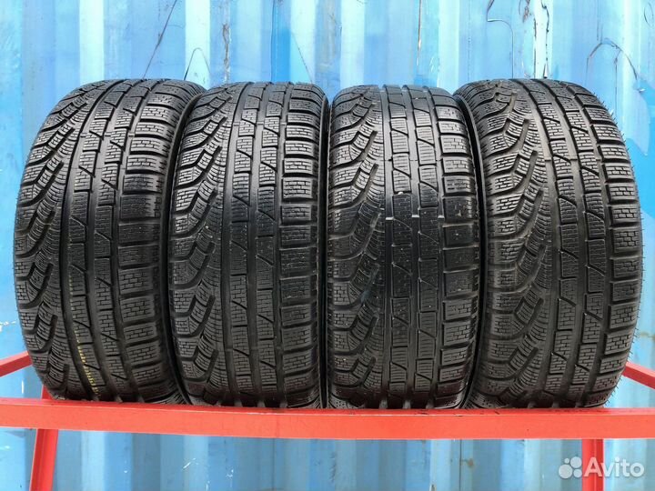 Pirelli Winter Sottozero 210 215/50 R17