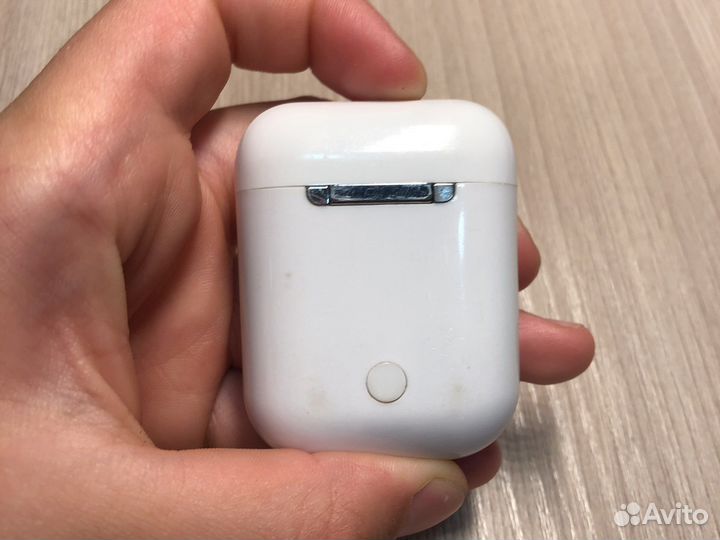 AirPods