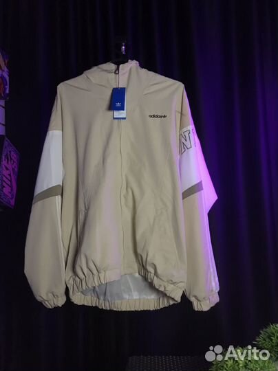 Ветровка Adidas