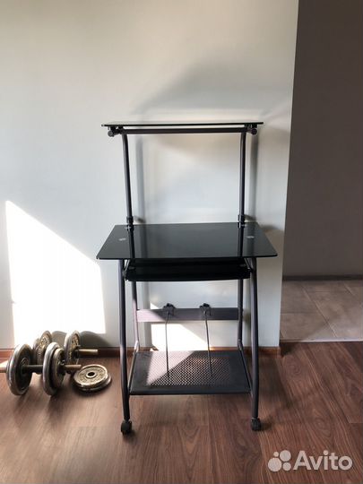 Компьютерный стол