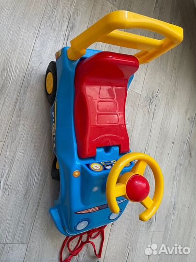 Машинка каталка толокар