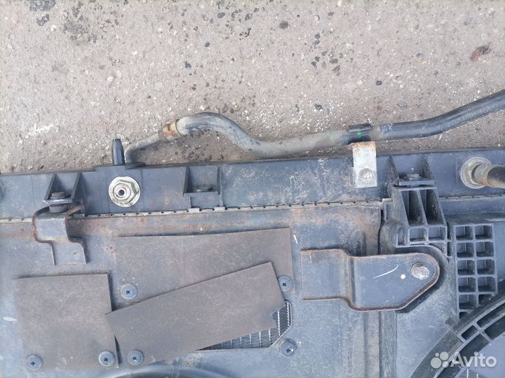 Радиатор охлаждения Mitsubishi Outlander Airtrek C