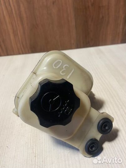 Бачок гидроусилителя Chevrolet Cobalt T250 B15D2