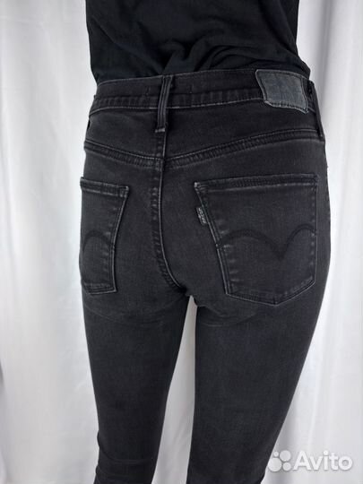 Levis джинсы женские W27L32