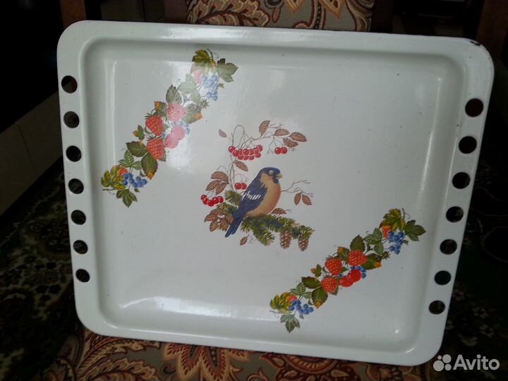 Разнос эмалированный