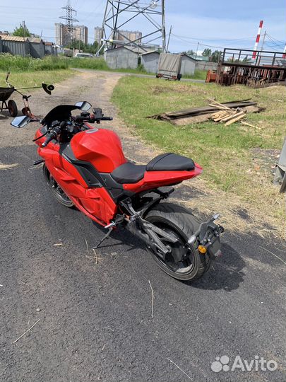 Электромотоцикл Ducati panigale