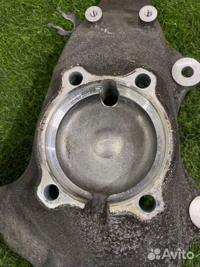 Поворотный кулак передний левый Bmw 5 F10 2.5 N52