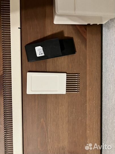 Вязальная машина 2 фонтуры silver reed