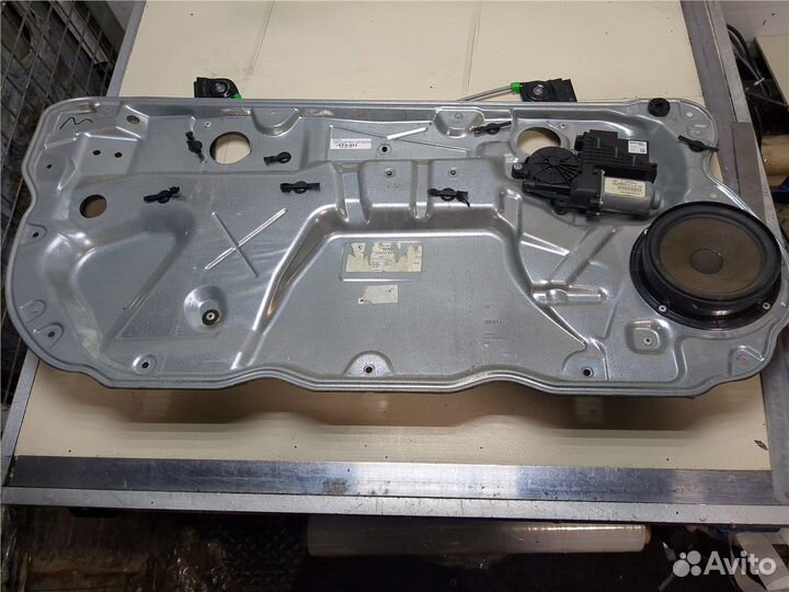 Стеклоподъемник электрический Volkswagen Polo, 200