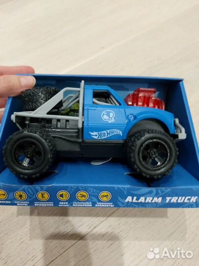 Машина hot wheels monster truck новая