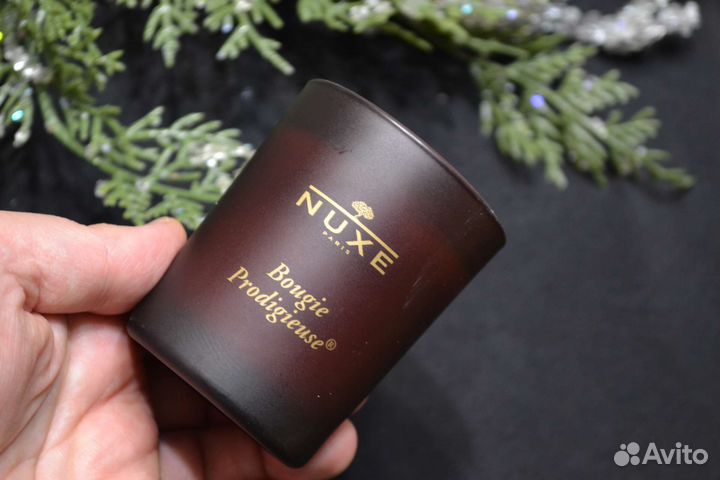 Свеча парфюмированная Nuxe Франция