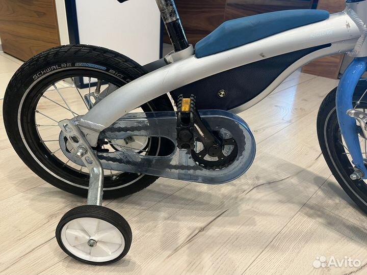 Детский велосипед / беговел BMW