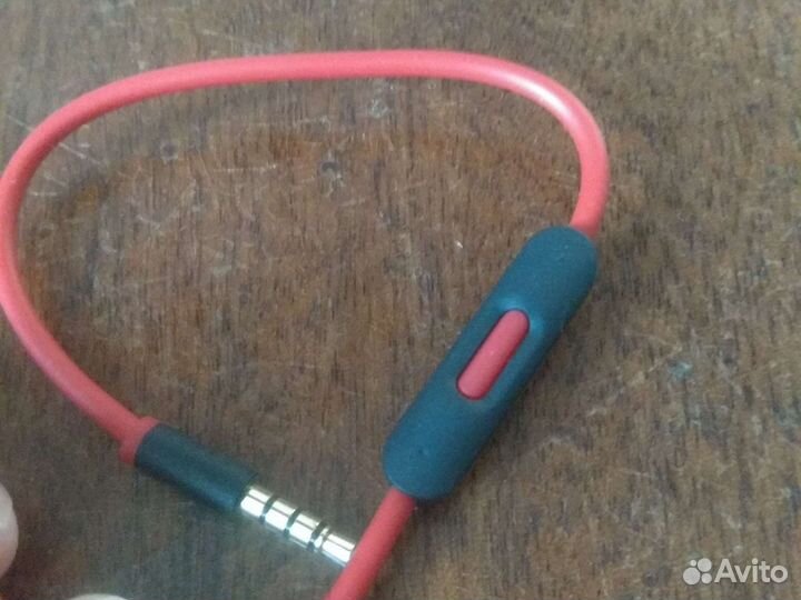 Аудио кабель с микрофоном Beats