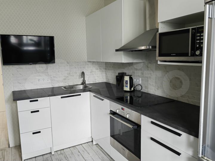 1-к. квартира, 35 м², 3/18 эт.