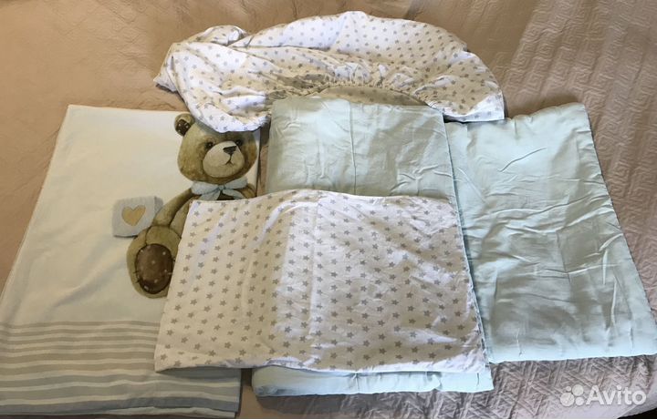 Бортики и постельное белье в детскую кроватку
