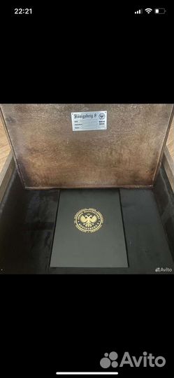 Шахматы ручной работы из янтаря