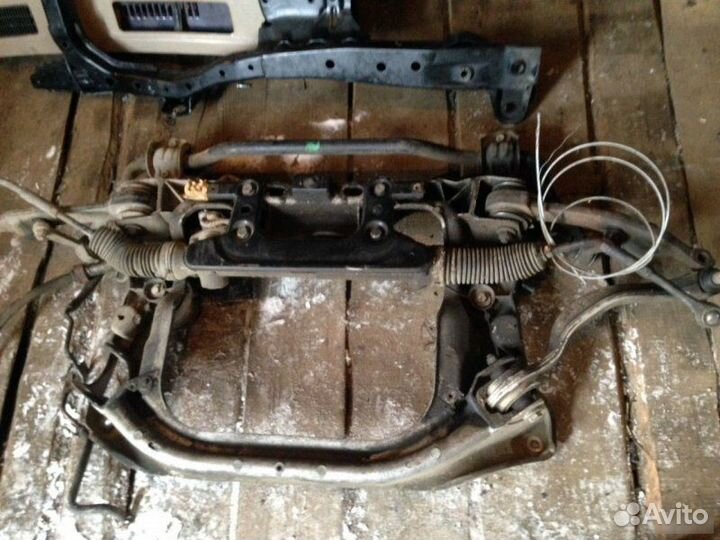 Подрамник Mercedes-Benz S-Class W220