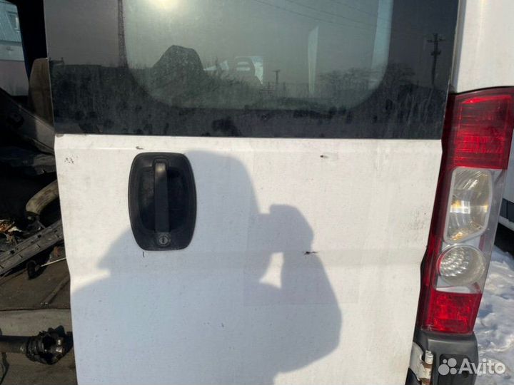 Дверь багажника задняя правая Peugeot Boxer 4H03