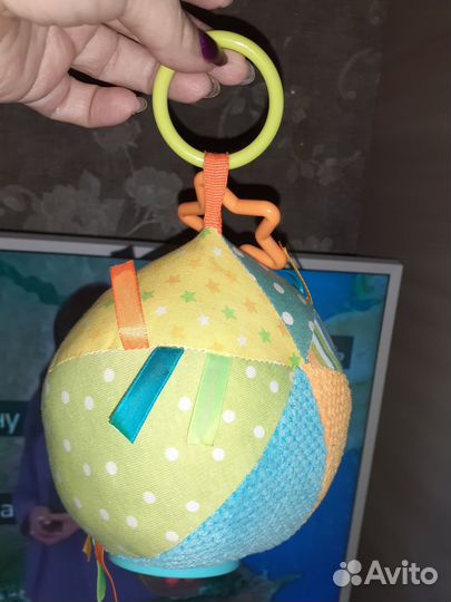 Игрушки-подвески в кроватку,коляску