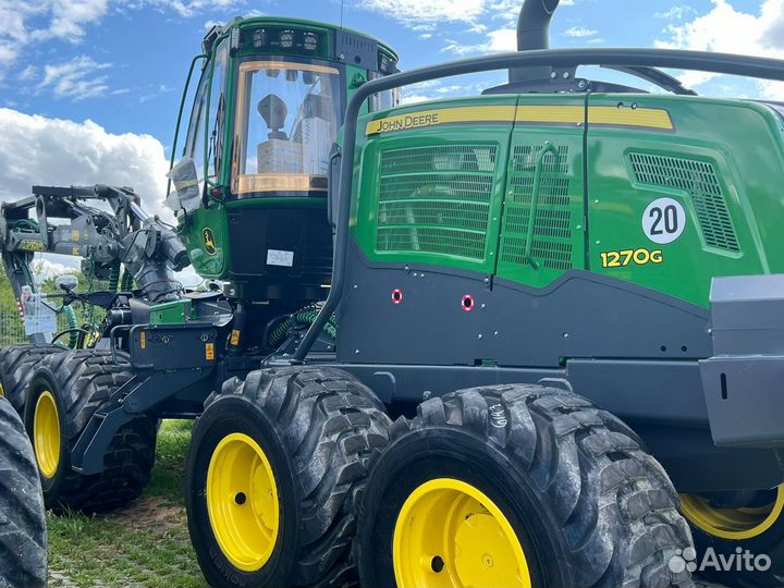 Харвестер John Deere 1270G