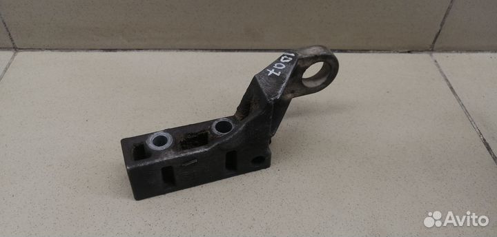 Кронштейн (сопут. товар) Logan 2005-2014