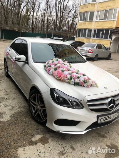 Свадебные украшения на машину