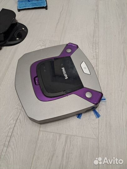 Робот пылесос Philips FC8796