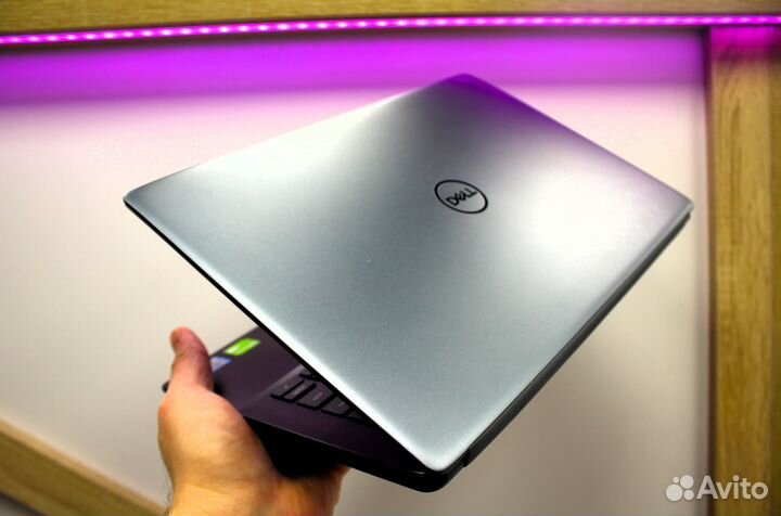 Ультрабук Dell. SSD 512Gb / Nvidia MX250 / Core i5