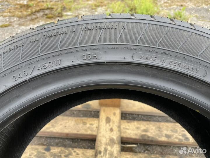 Goodyear Eagle LS 2 245/45 R17