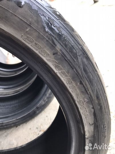 Hankook AM06 225/45 R17