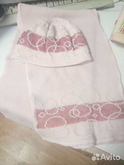 Шапка с шарфом для девочки