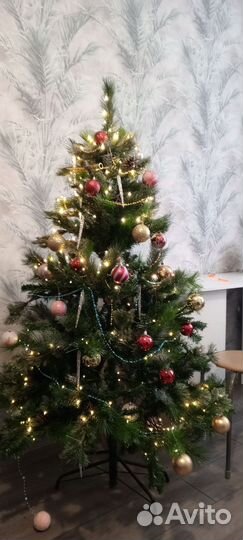 Ель искуственная