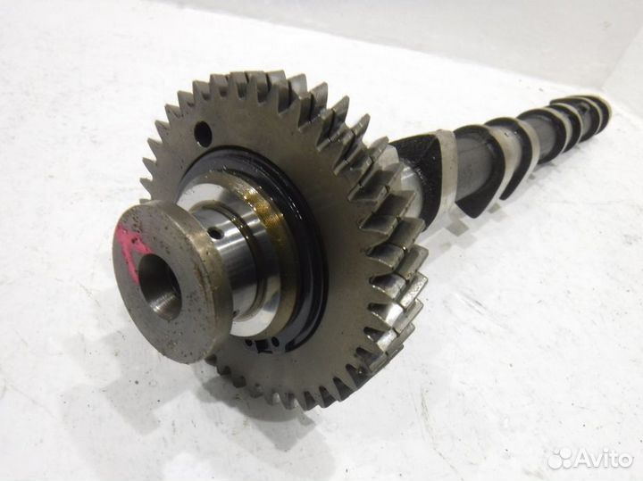 Распредвал выпускной