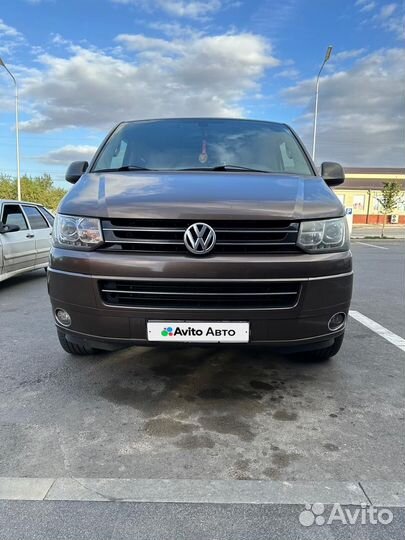 Volkswagen Multivan 2.0 AMT, 2011, 353 533 км