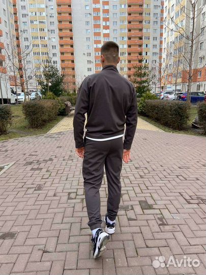 Спортивный костюм Nike