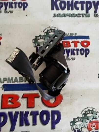 Ремень безопасности правый Volkswagen Polo седан