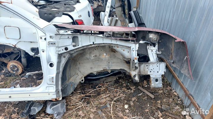 Четверть передняя правая. Toyota Camry V40