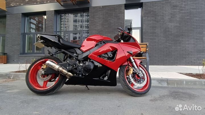 Honda cbr 929 rr fireblade