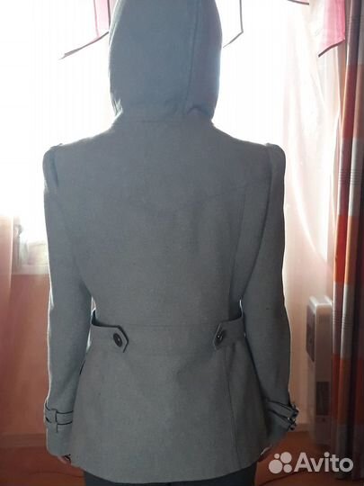 Пальто с капюшоном,куртка р.S