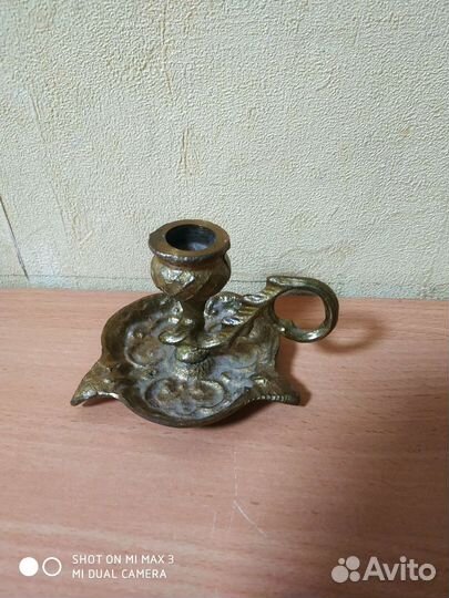 Бронзовый подсвечник
