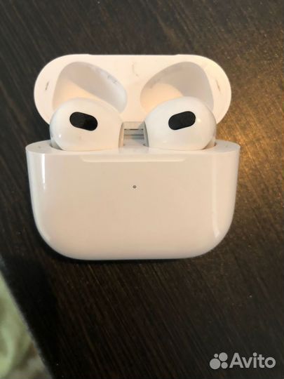 AirPods 3