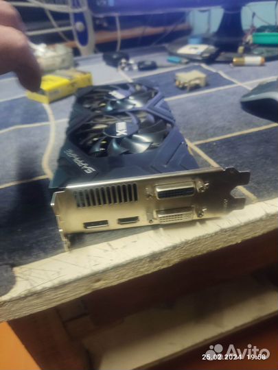 Sapphire AMD Radeon HD 7850 1гб gddr5