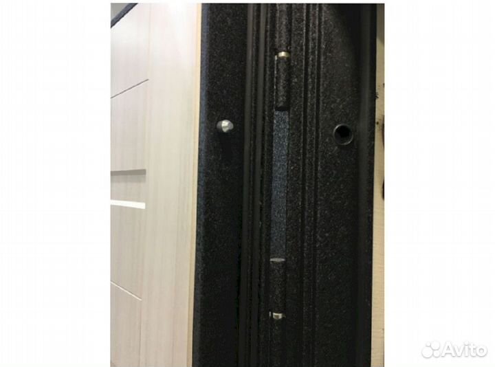 Уличные входные двери с терморазрывом