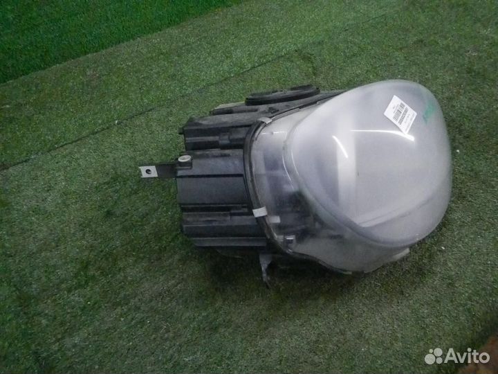 Фара правая Mini Countryman F60 (2016-2020) галоге