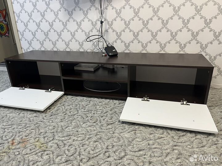 Тумба под тв