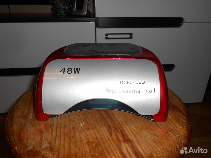 Лампа для сушки гель-лака